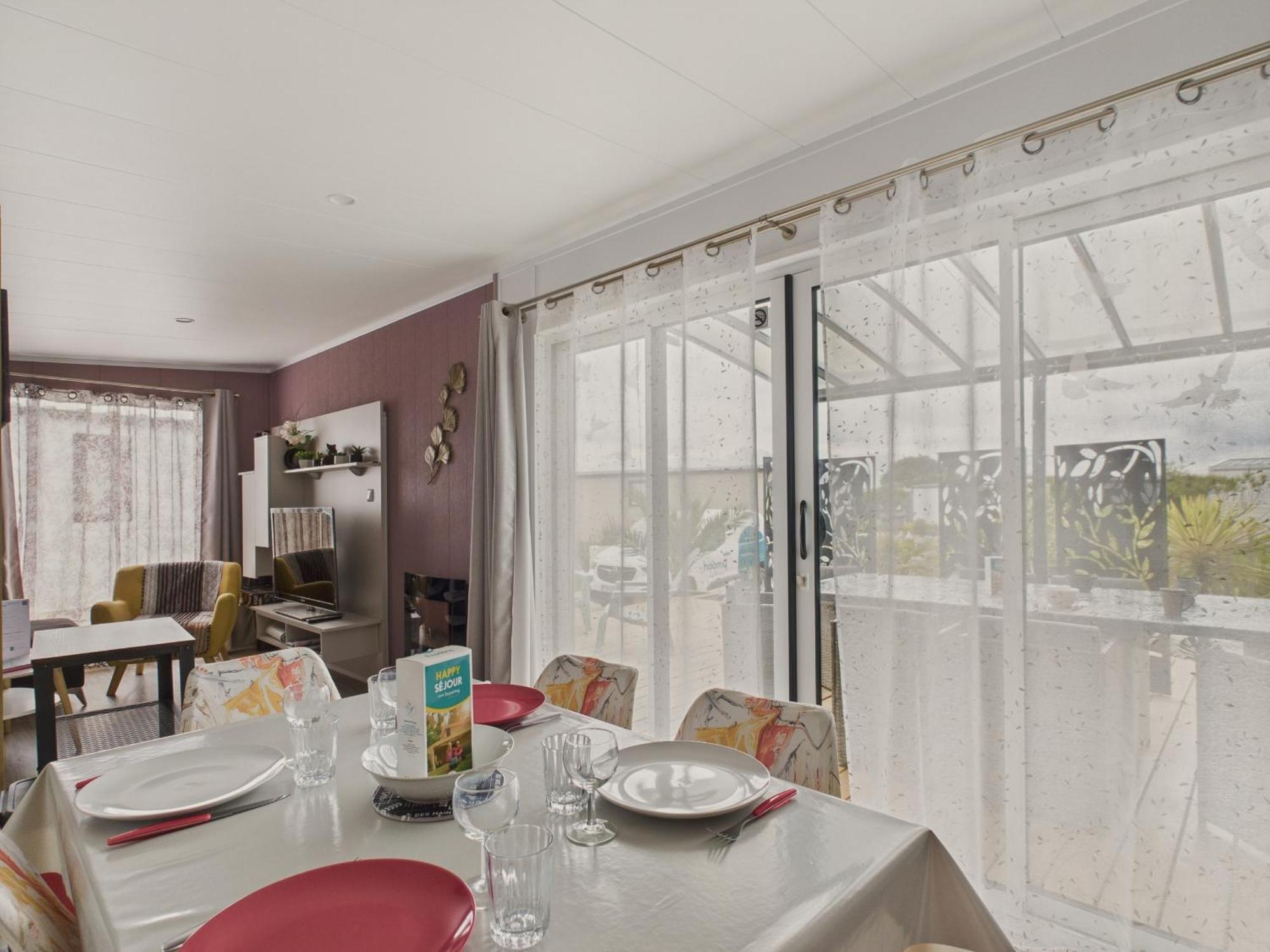 Joli Chalet Pour 6 - Domaine Avec Piscine Bretignolles-sur-Mer Luaran gambar