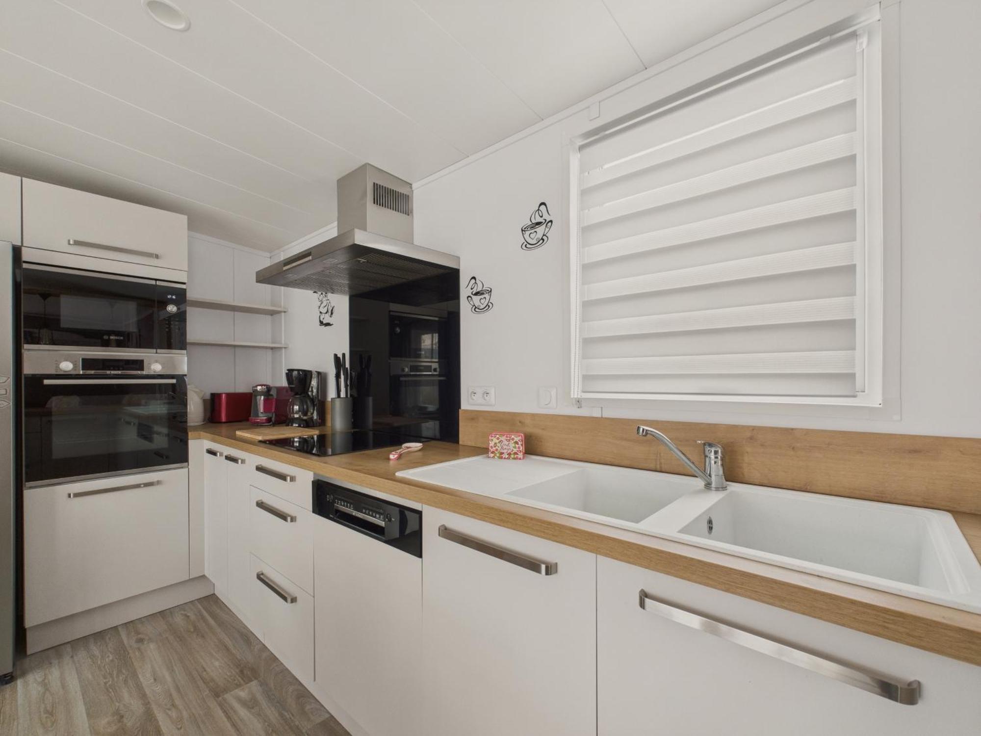 Joli Chalet Pour 6 - Domaine Avec Piscine Bretignolles-sur-Mer Luaran gambar